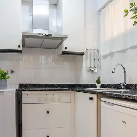 Estudio Y Parking Privado A 3 Min De La Playa *